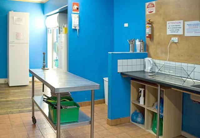 The Melbourne Connection Travellers Hostel Екстер'єр фото